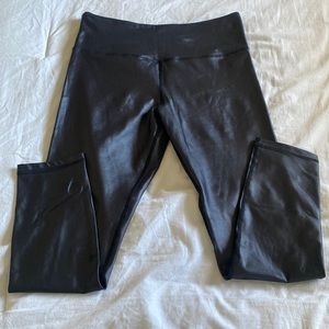 Zyia Active - Black Metallic 7/8 Leggings - Size 8-10